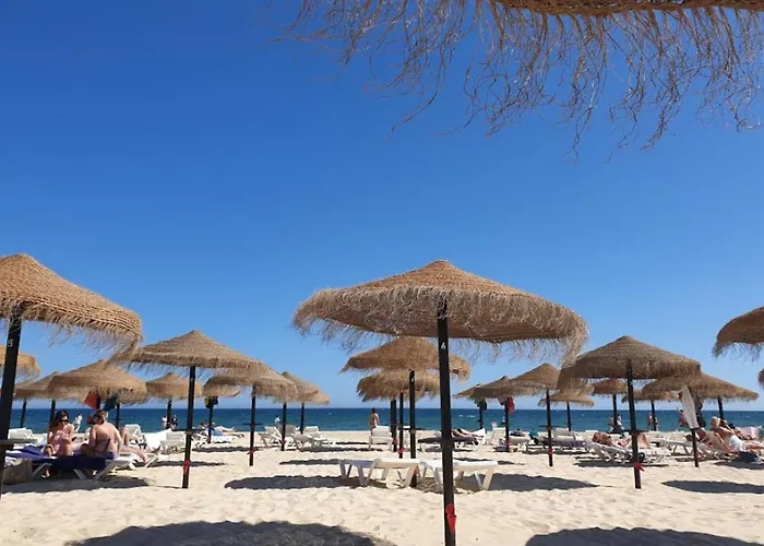 Retur Algarve Beach House